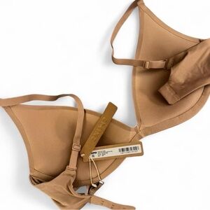 SKIMS Nude Women's Bra